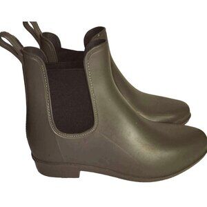Chelsea Ankle Rain Boots In Olive Green Waterproof Rubber & Elastic Panel